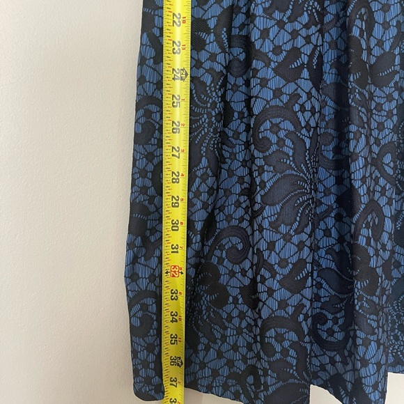 Women’s Navy Blue and Black Dress, Tiana B. Size 6 Lace detailing, event outfit - Picture 2 of 10